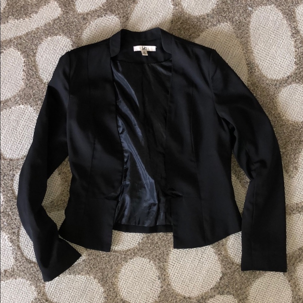 Black polyester blazer